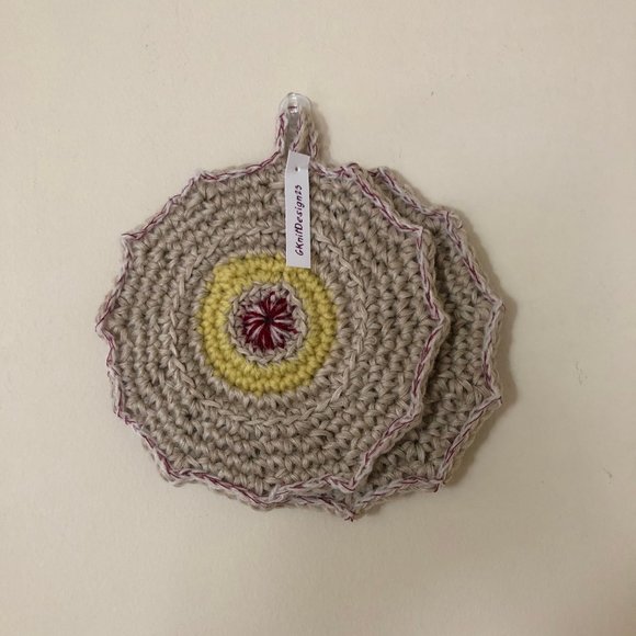 Crochet Pot Holders, Gifts Under 15, Farmhouse kitchen decor - Picture 8 of 11